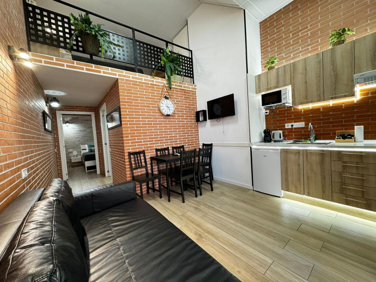 Aparthotel Cervero 24a *